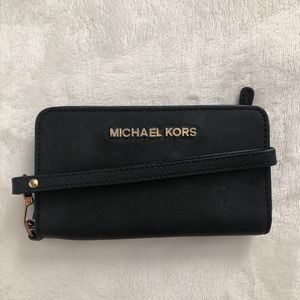 Michael Kors Wristlet